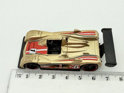 Cadillac Lmp Hot Wheels Złoty 1:64 – zdjęcie 3