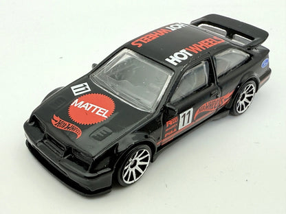 Ford Sierra Cosworth Hot Wheels Czarny 1:64 – zdjęcie 9