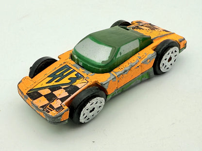 Sportowe Coupe Pomarańczowy 1:64 – zdjęcie 9