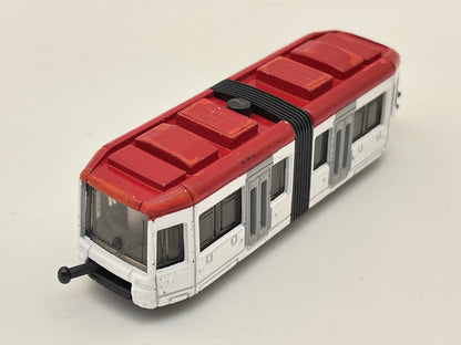 Tramwaj Miejski SIKU 1:87 Czerwono-Biały – zdjęcie 8
