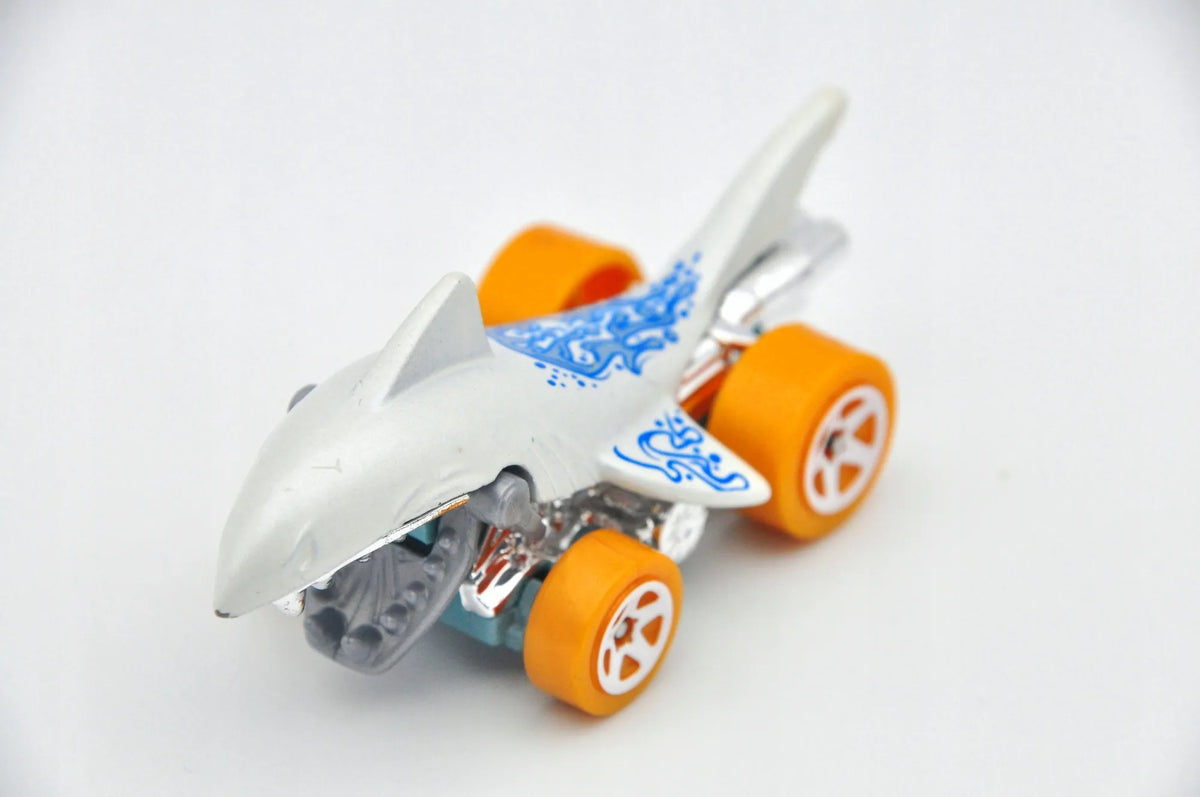 SHARKRUISER, Hot Wheels 2011, Die cast DHP30, Biały, 1:64, Resoraki – zdjęcie 9