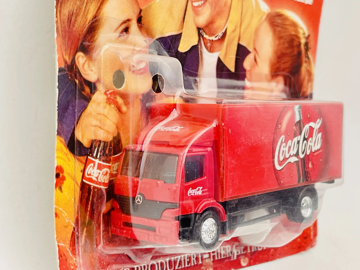 Mercedes Atego Grell Coca-Cola 1:87 Ciężarówka Promocyjna Blister Czerwony – zdjęcie 2