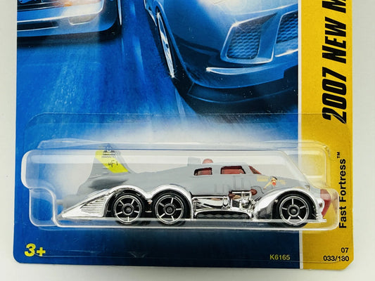 Fast Fortress Hot Wheels 2007 Blue Card 1:64 2007 New Models – zdjęcie 2