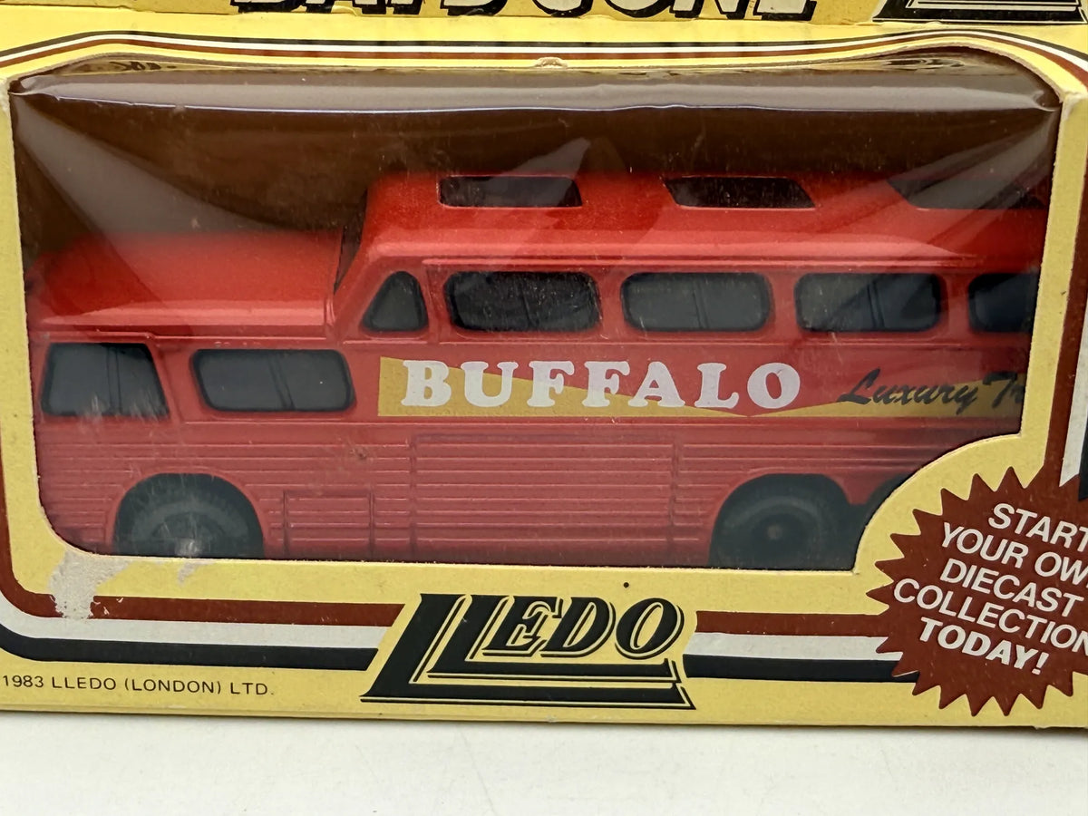 BUFFALO Days Gone Lledo 1987 Czerwony 1:64 Made in England – zdjęcie 2