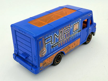Express Delivery Matchbox Niebieski 1:64 – zdjęcie 2
