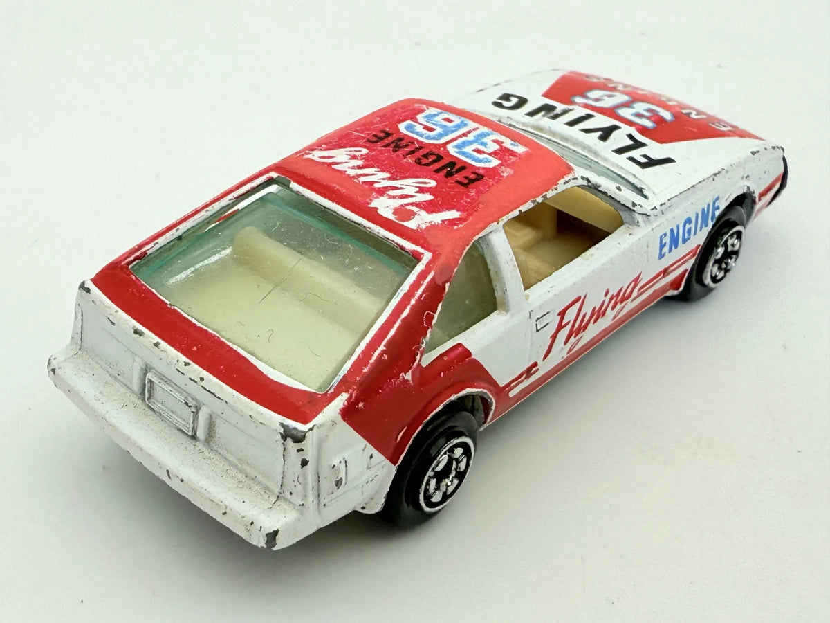 Sportowe Coupe Yatming Biało-Czerwony 1:60 – zdjęcie 2