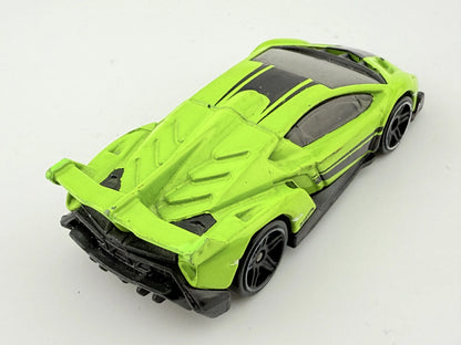 LAMBORGHINI VENENO, Hot Wheels 2013, Die cast J53, Zielony, 1:64, Resoraki – zdjęcie 2