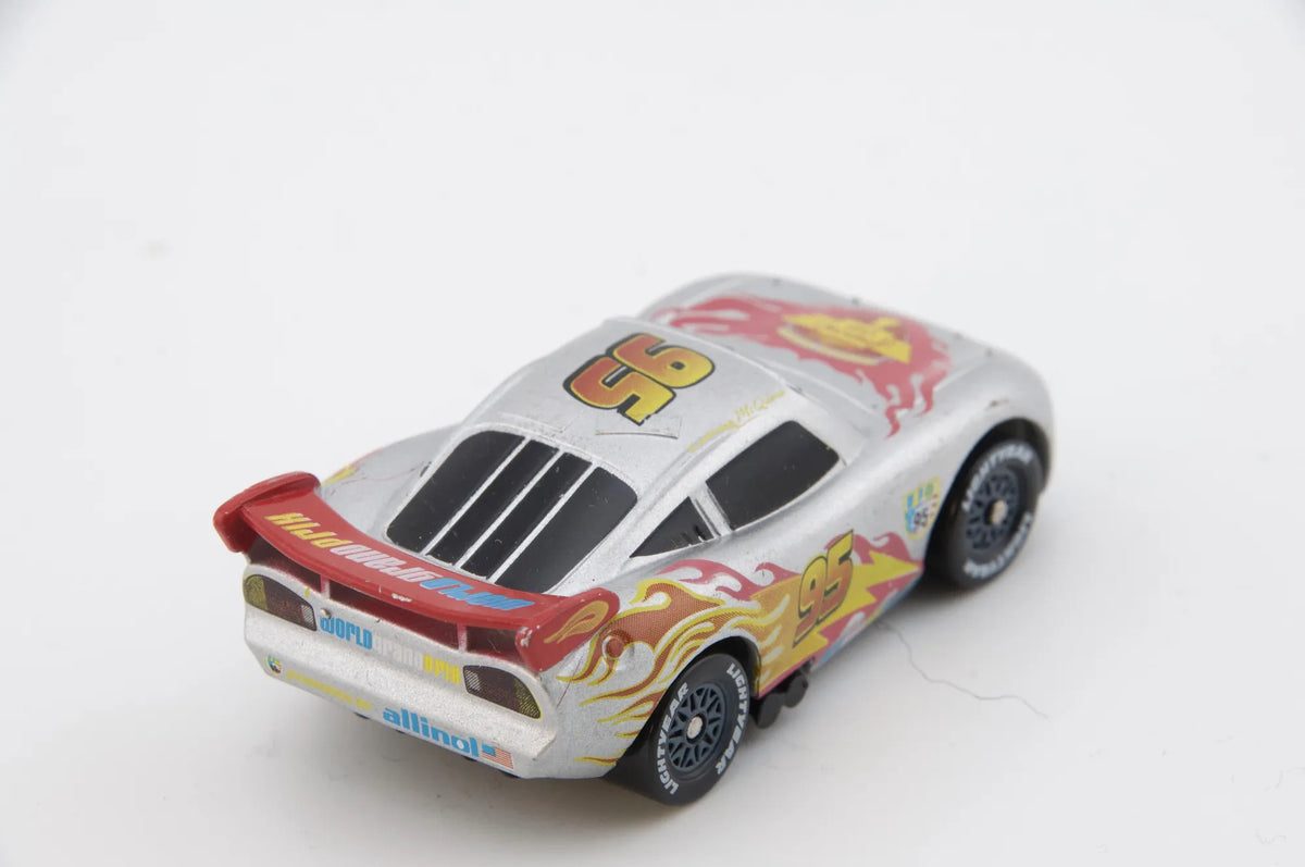 Zygzak Lightning Mcqueen Disney Srebrny 1:64 – zdjęcie 2