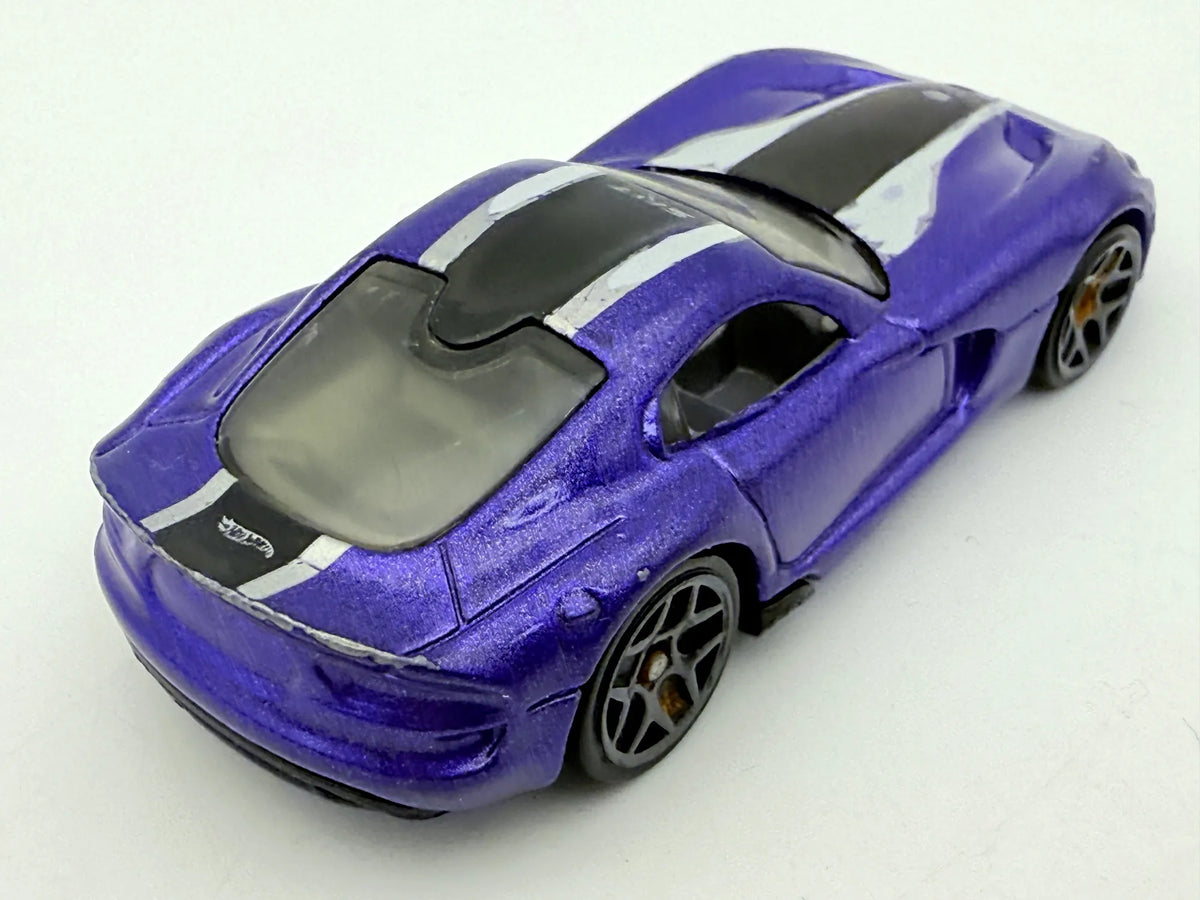 2013 Dodge Viper Hot Wheels Fioletowy 1:64 – zdjęcie 2