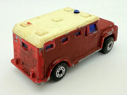 Armored Truck Matchbox Czerwony 1:64 Made in Anglia – zdjęcie 2