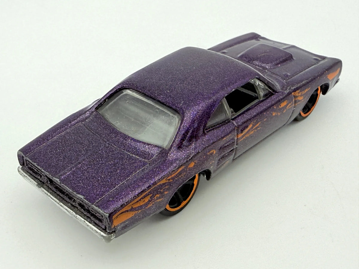 Muscle Car Hot Wheels Fioletowy 1:64 – zdjęcie 2