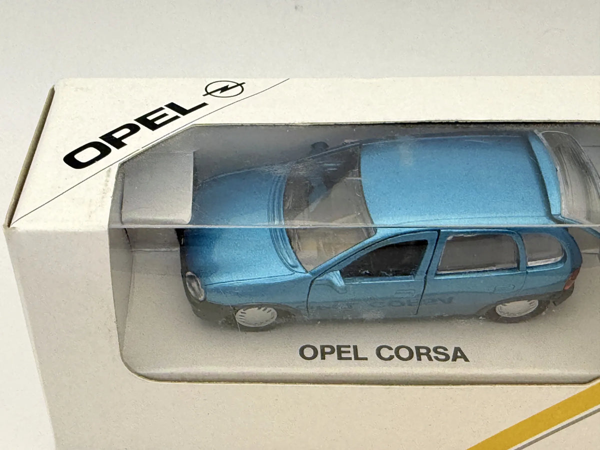 OPEL CORSA GM Niebieski 1:43 Made in Bulgaria – zdjęcie 2