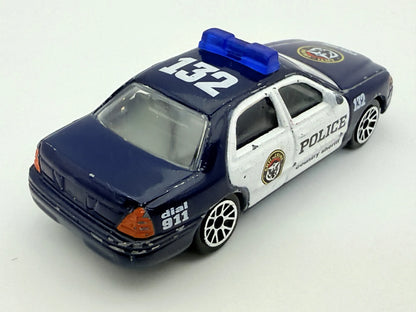 Ford Crown Victoria Realtoy Granatowy 1:64 – zdjęcie 2