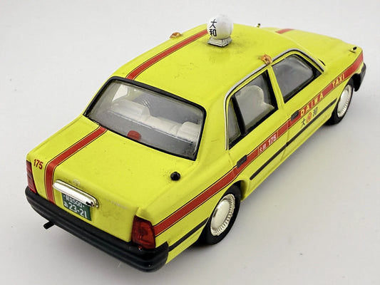 TOYOTA CROWN TOKYO TAXI 1998, Ixo Models, Resoraki, Die cast, Żółty, 1:43 – zdjęcie 2