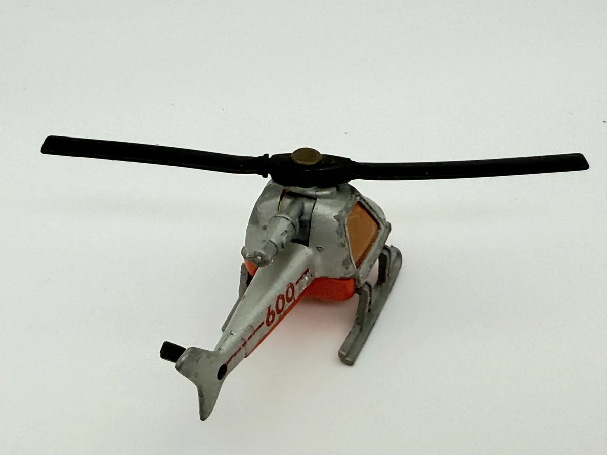 Helicopter Fire Department 1982, Matchbox, made in England, die cast, 1:110 – zdjęcie 2