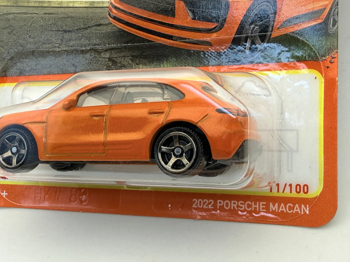 2022 Porsche Macan Matchbox 2024 Pomarańczowy 1:64 Suv – zdjęcie 2