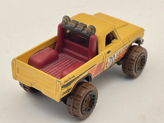'70 DODGE POWER WAGON, Hot Wheels 2010-19, Resoraki Ghc39, Żółty, 1:64 – zdjęcie 2