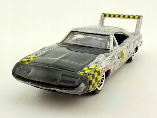 Dodge Charger Hot Wheels Srebrny 1:64 – zdjęcie 2