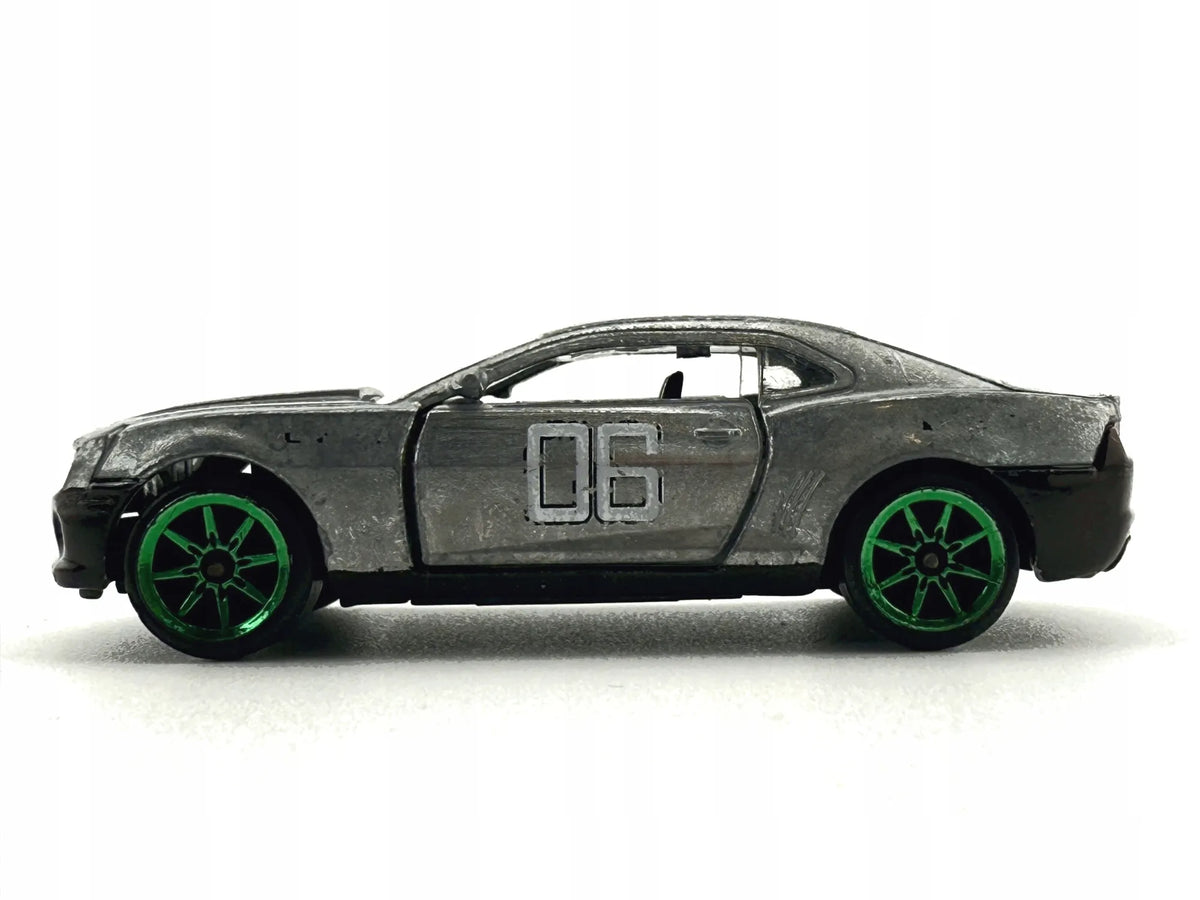 Chevrolet Camaro Majorette 2010 Srebrny 1:62 – zdjęcie 2
