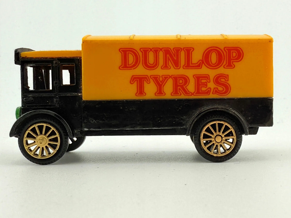 A.E.C. Van Corgi Żółty Made in Gt Britain – zdjęcie 2
