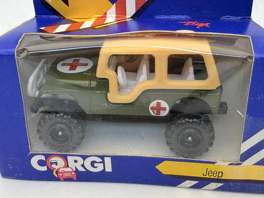 Ambulans wojskowy JEEP Corgi 1984 Oliwkowy 1:64 Made in Gt Britain – zdjęcie 2
