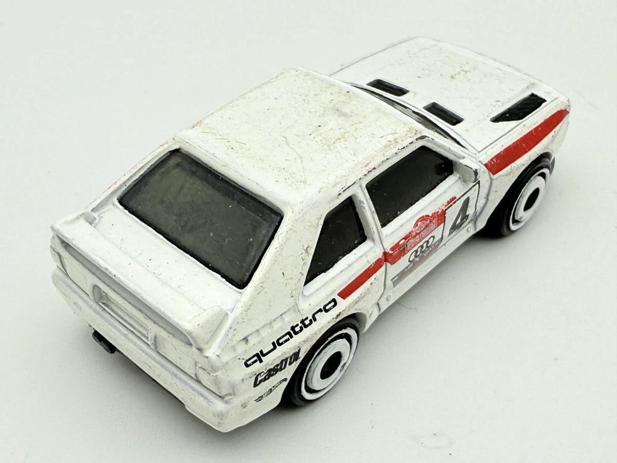 1984 AUDI SPORT QUATTRO, Hot Wheels 2018 Die cast FWG04 Biały 1:64 Resoraki – zdjęcie 2