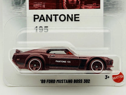 '69 Ford Mustang Boss 302 Hot Wheels 2025 Fast & Furious 1:64 PANTONE 195 – zdjęcie 2