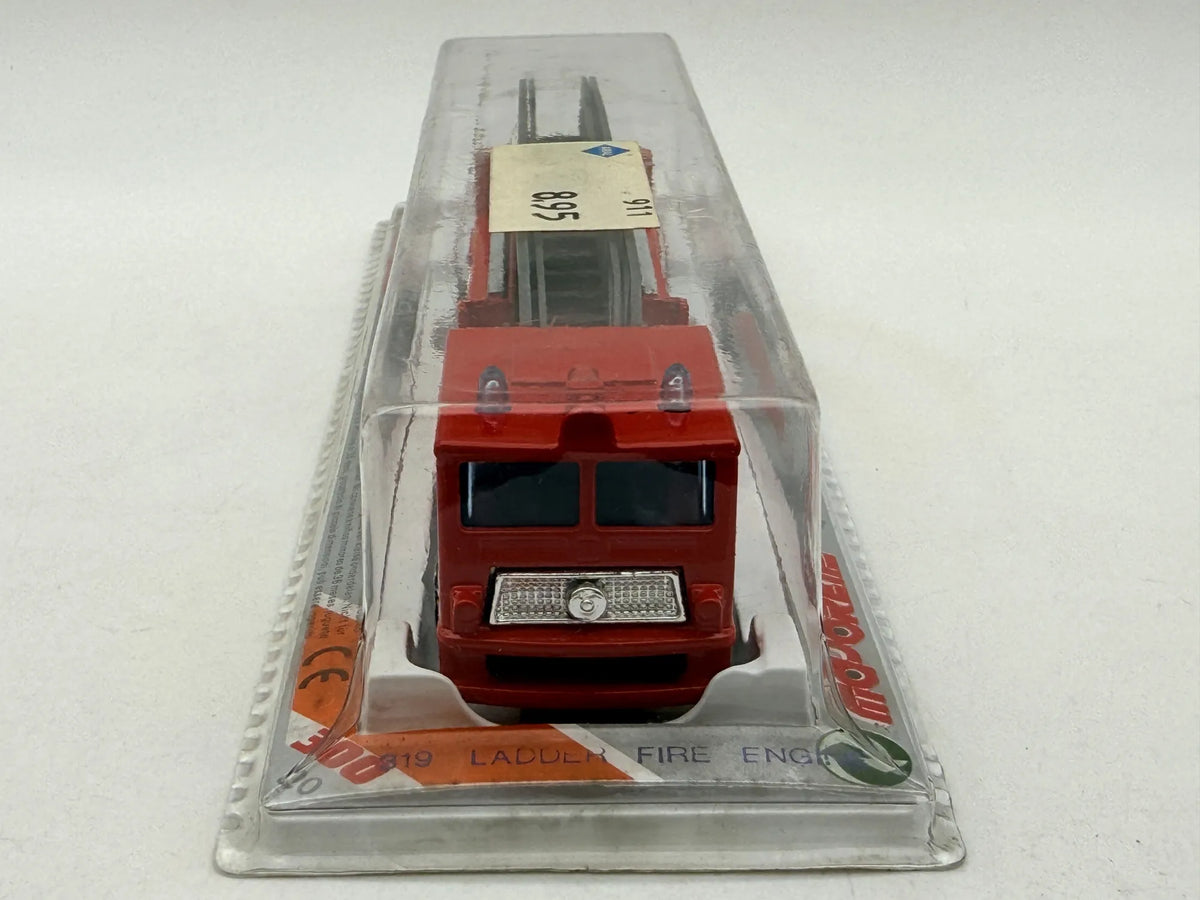WÓZ STRAŻACKI FDNY 55 Straż pożarna Majorette '90 Czerwony 1:89 – zdjęcie 2