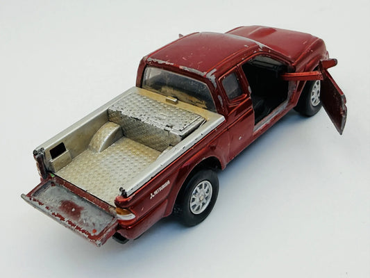 Nissan Strada Welly 1:36 Pickup Luzak Bordowy – zdjęcie 2