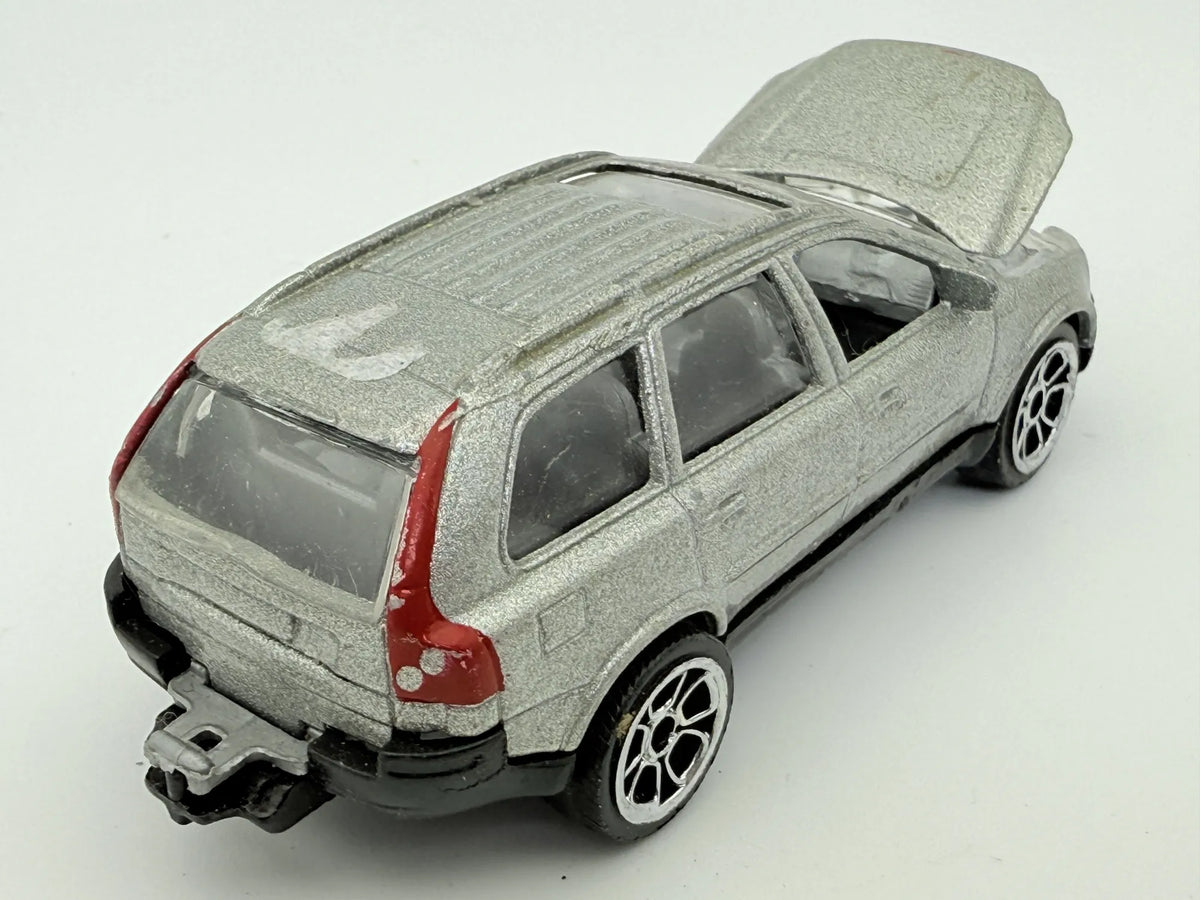 Volvo XC90, SUV srebrny, Majorette Premium, Resoraki, die cast, 1:64 – zdjęcie 2