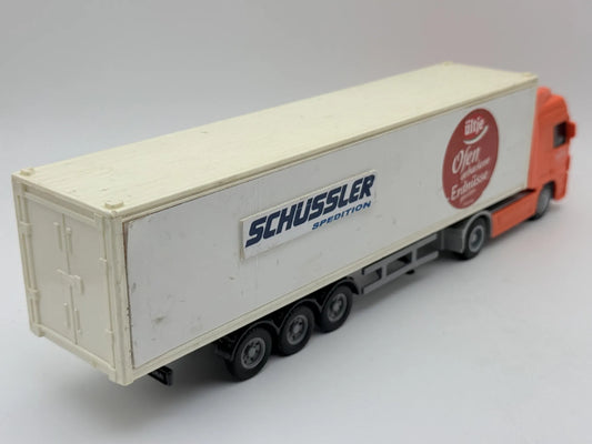 MAN Iysew 1:36 Ciągnik Siodłowy SCHÜSSLER SPEDITION Luzak Biały – zdjęcie 2