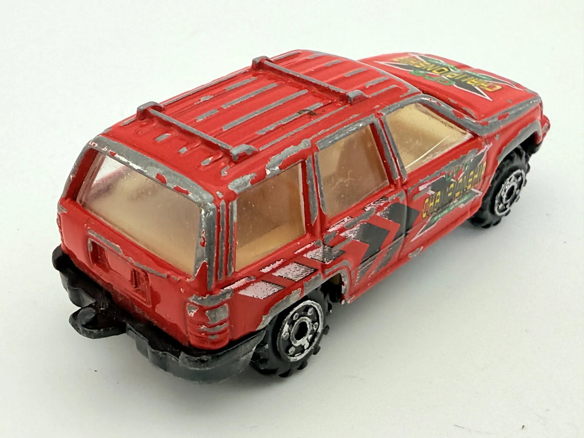 Suv Czerwony 1:64 – zdjęcie 2