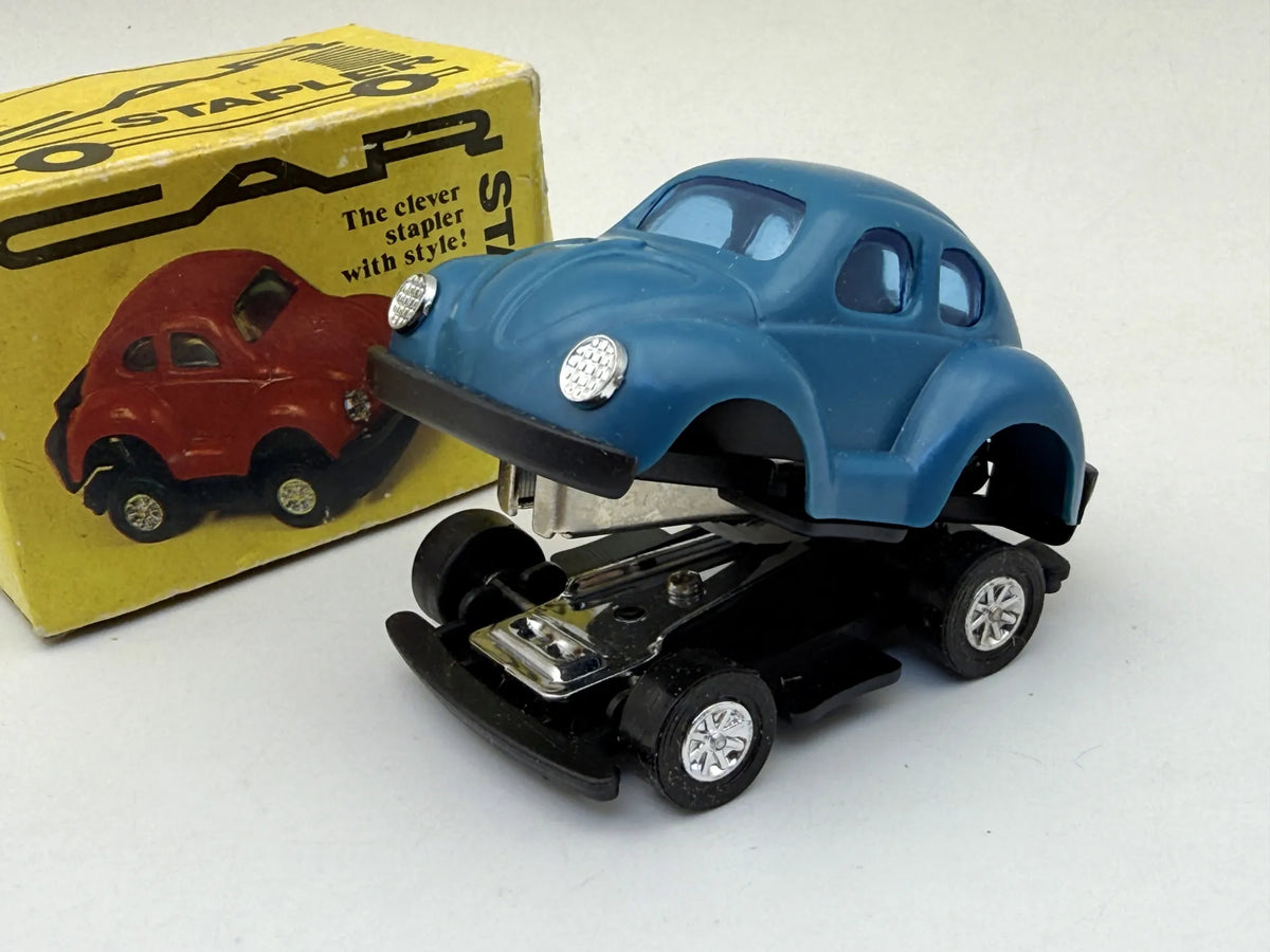 VOLKSWAGEN BEETLE Stapler '90 Niebieski 1:32 Zszywacz – zdjęcie 2