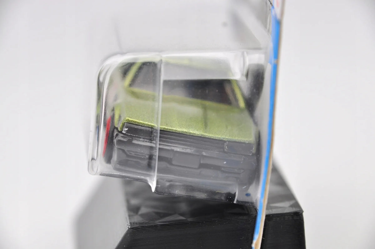 NISSAN SKYLINE RS (KDR30), Hot Wheels 2024 HTD06-N521 Zielony 1:64 Resoraki – zdjęcie 2