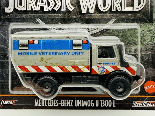 Mercedes-Benz Unimog U 300L Hot Wheels 2022 Jurassic World 1:64 Ciężarówka – zdjęcie 2