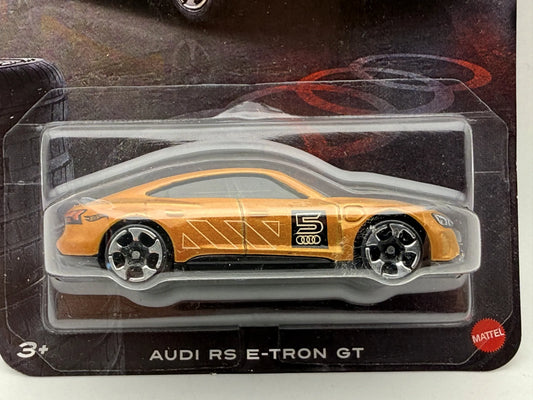 Audi Rs E-Tron Gt Stars & Stripes Hot Wheels 2026 Pomarańczowy 1:64 – zdjęcie 2
