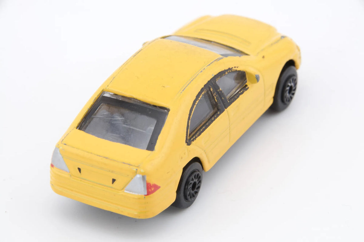 Jak Mercedes Sedan Żółty 1:60 – zdjęcie 2