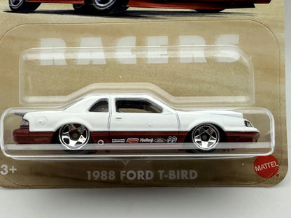 1988 FORD T-BIRD, Hot Wheels Silver 2024, HRT81 JBY85, Biały 1:64, Resoraki – zdjęcie 2