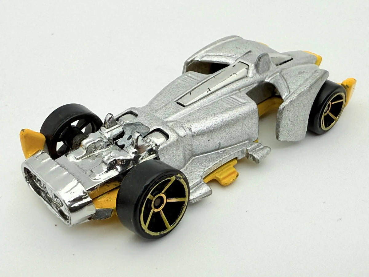 Jet Threat 4.0 Hot Wheels Srebrna 1:64 – zdjęcie 2