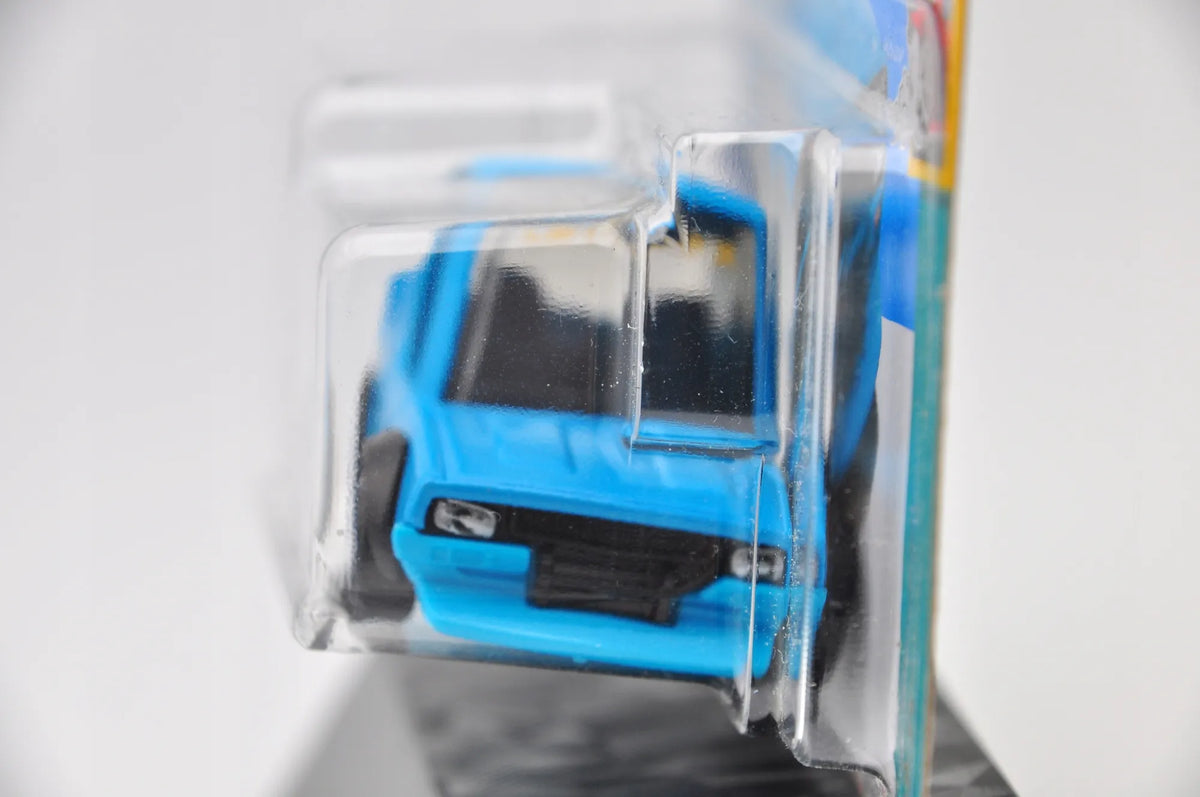 NISSAN SKYLINE 2000GT-R LBWK (TONNED) Hot Wheels 2024, HRY85 Niebieski 1:64 – zdjęcie 2