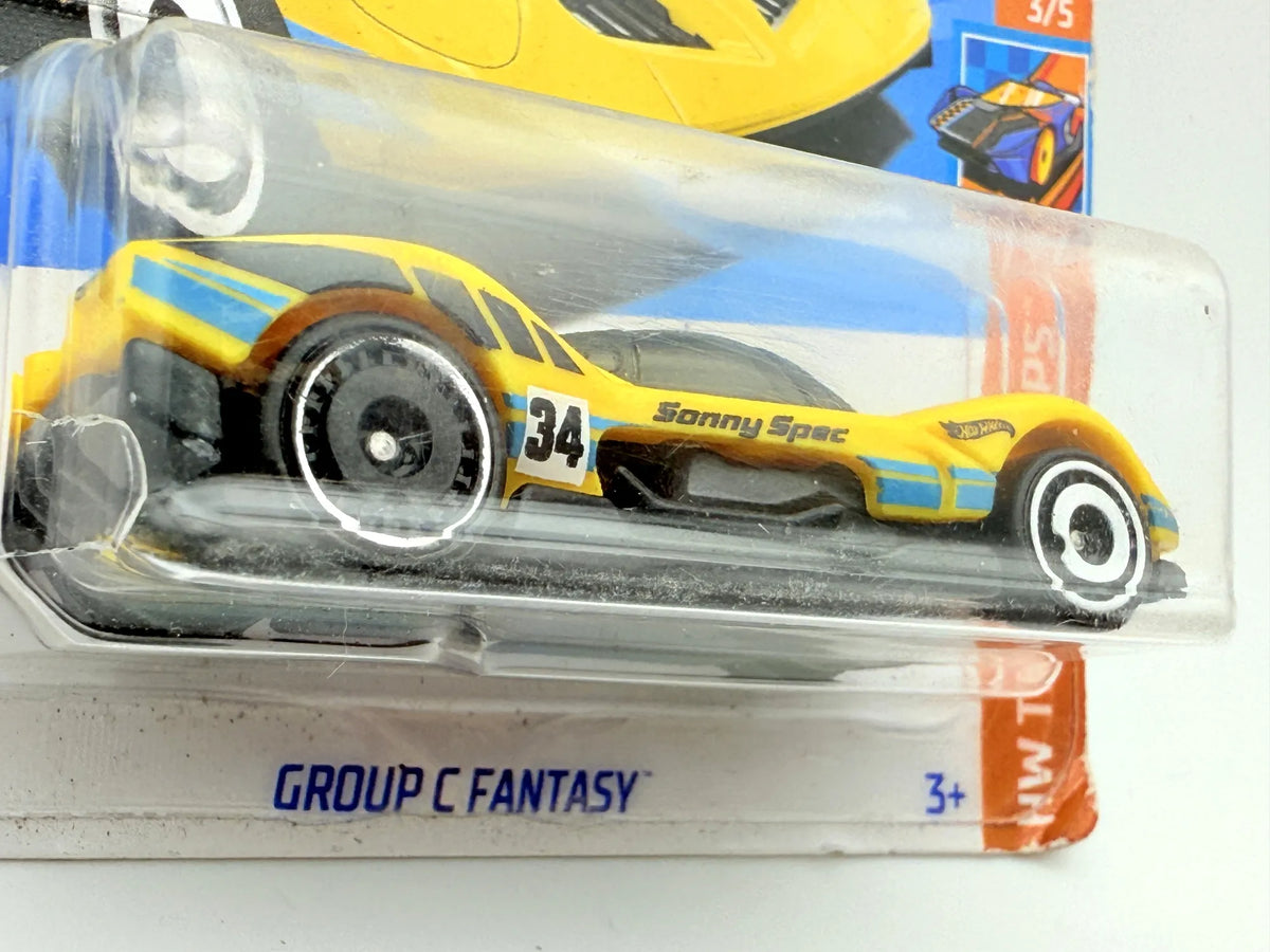 Group C Fantasy Hot Wheels Żółty 1:64 – zdjęcie 2