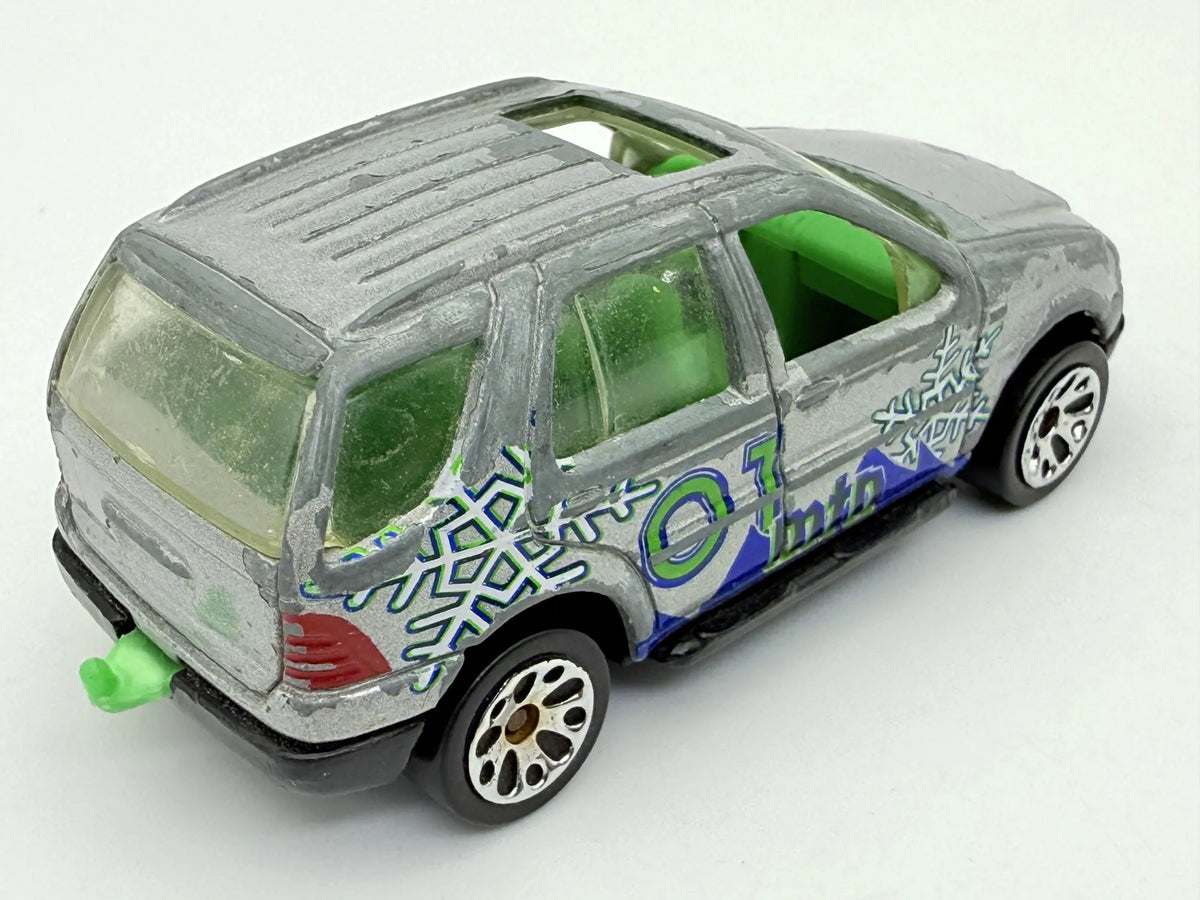 Mercedes-Benz Ml 430 Matchbox Srebrny 1:62 – zdjęcie 2