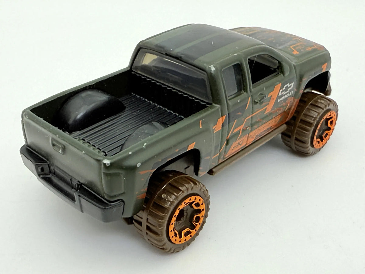 Chevrolet Chevy Silverado, Hot Wheels, die cast resoraki – zdjęcie 2