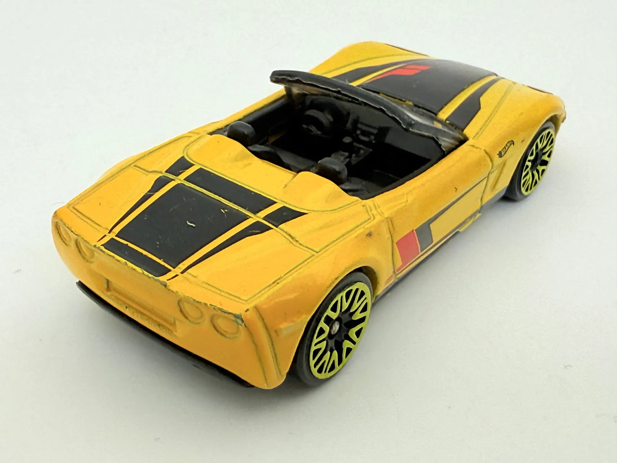 Corvette C6 Hot Wheels Żółty 1:64 – zdjęcie 2