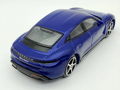 Porsche Taycan Turbo S Bburago Niebieski 1:43 – zdjęcie 2