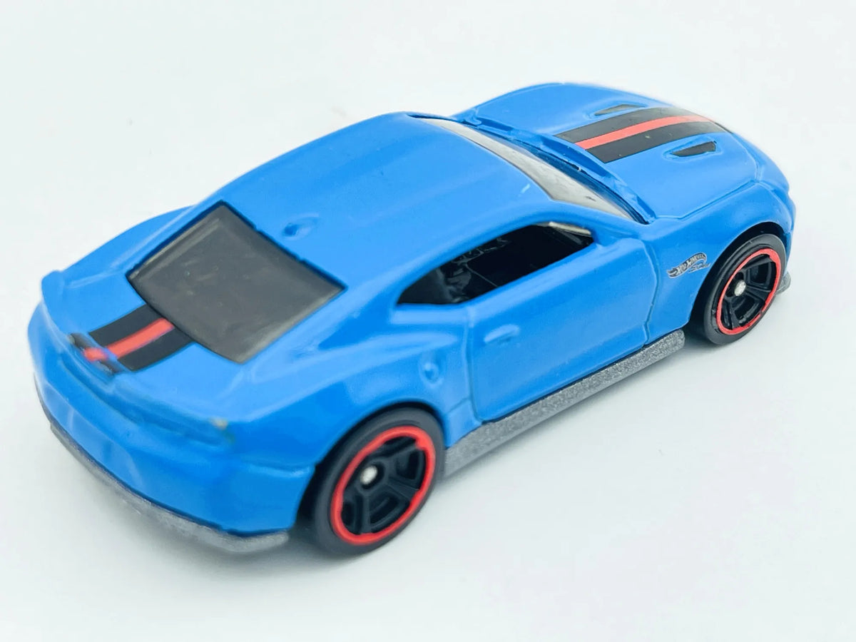 2018 Chevrolet Camaro, Hot Wheels, resoraki, die cast, 1:64 – zdjęcie 2