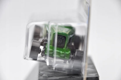 MAX STEEL Hot Wheels 2024 Zielony 1:64 – zdjęcie 2