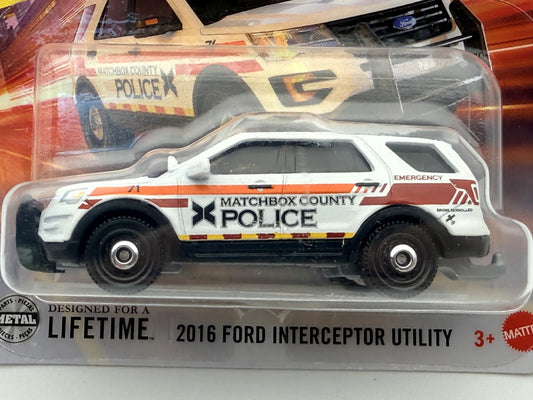 2016 FORD INTERCEPTOR UTILITY Mainline Policja Matchbox 2024 Biały 1:64 – zdjęcie 2