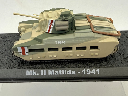Czołg Infantry Tank Mk Ii Matilda 1941 HW Roadsters Farmer Piaskowy 1:72 – zdjęcie 2