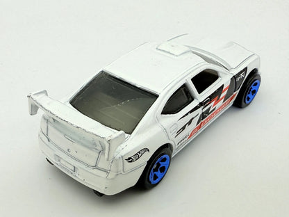 Dodge Charger Drift Hot Wheels Biała 1:64 – zdjęcie 2